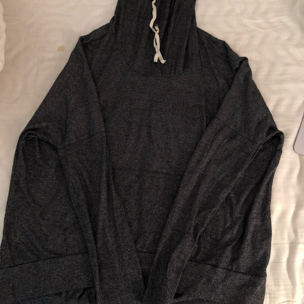 sweatshirt - Picture 2 of 3